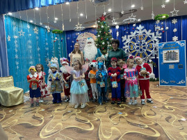 Слова благодарности от родителей за новогодний утренник. Слова благодарности от родителей за новогодний утренник.